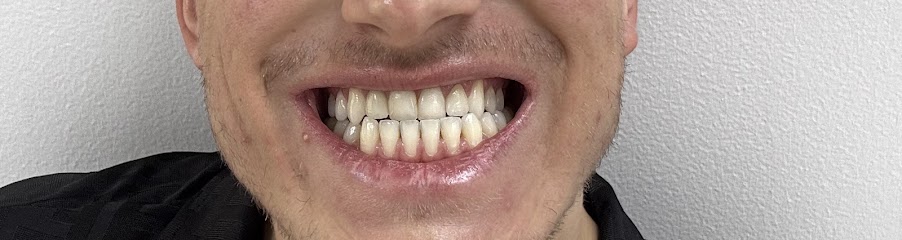 Al Dhafra Dental Specialized Clinic عيادة الظفرة لطب الاسنان main image