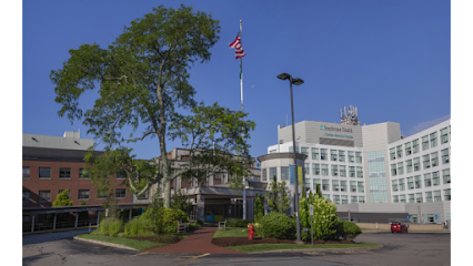 Charlton Memorial Hospital image