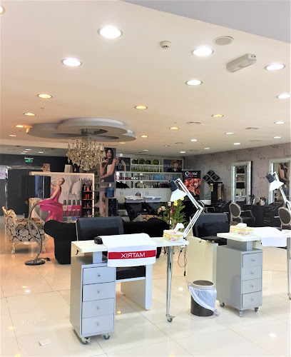 Crystal Beauty Lounge main image