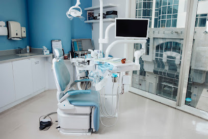 Eastman's Smile Solutions Dental Clinic main image