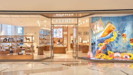 Hermès main image