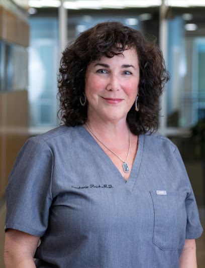 Stephanie J. Reich, MD main image